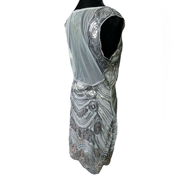 Unique Vintage Silver Sequin Cocktail Dress Size Medium 1920s Vibes Retro - Picture 3 of 7